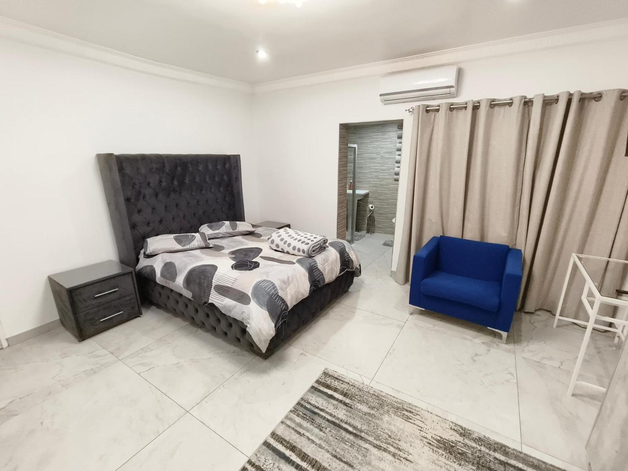 In Town Vaal Apartment Vereeniging Exterior photo