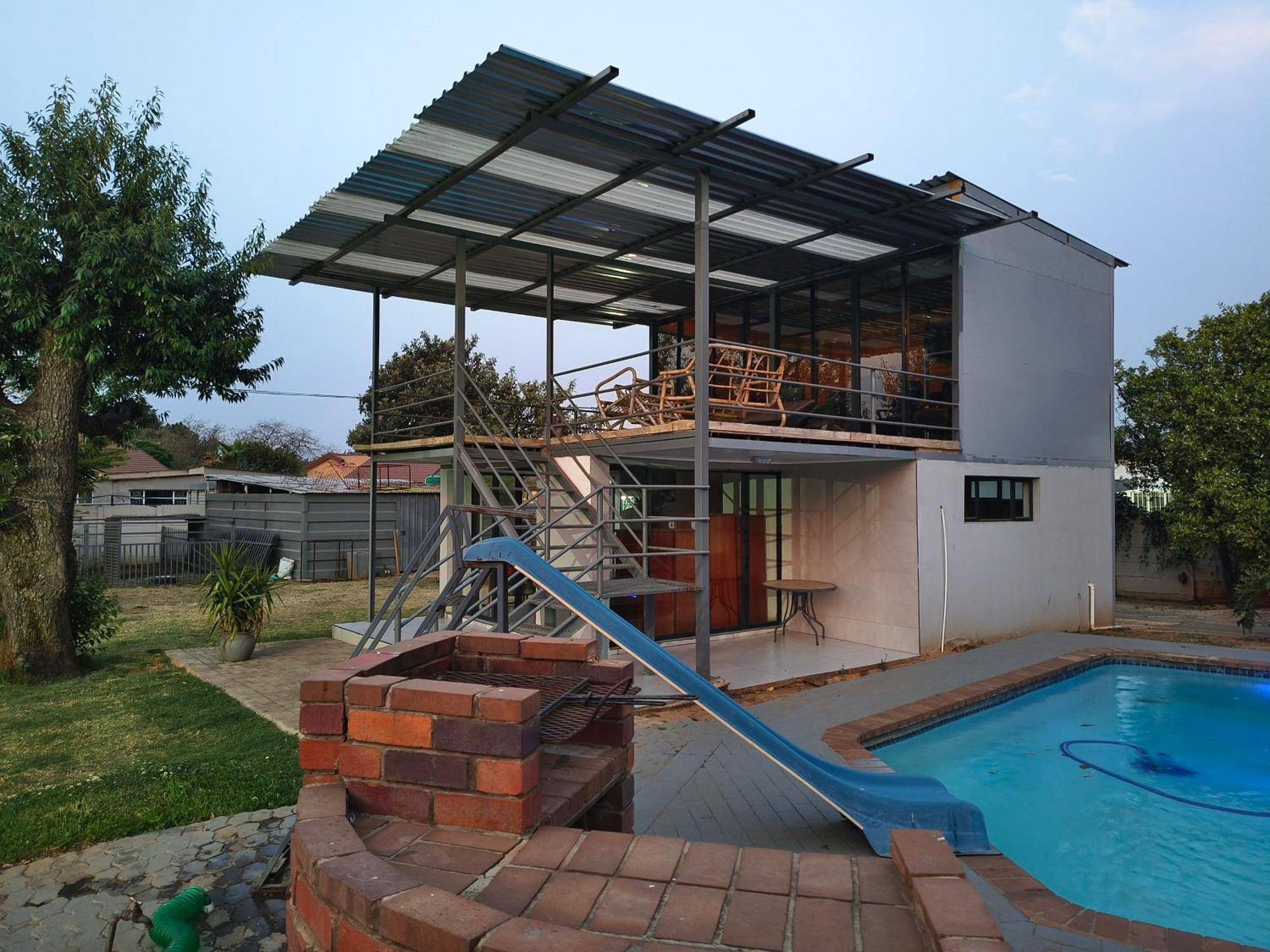 In Town Vaal Apartment Vereeniging Exterior photo